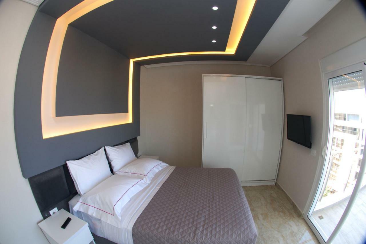 Oceanic Luxury Apartments Sarandë Exterior foto