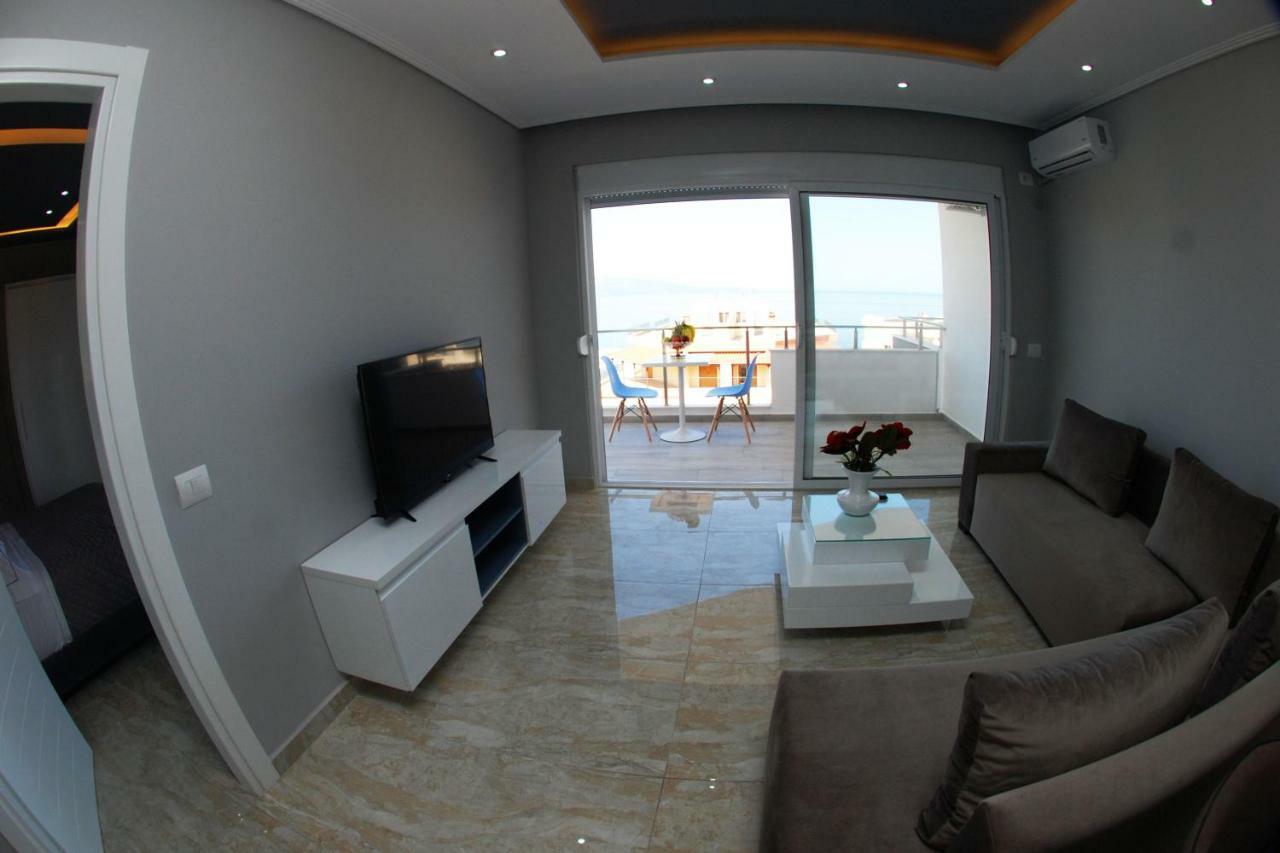 Oceanic Luxury Apartments Sarandë Exterior foto